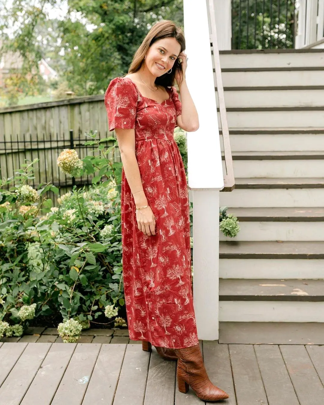 Beatrice Maxi Dress With Sweetheart Neckline / Ruby Red + Alabaster Cotton Toile