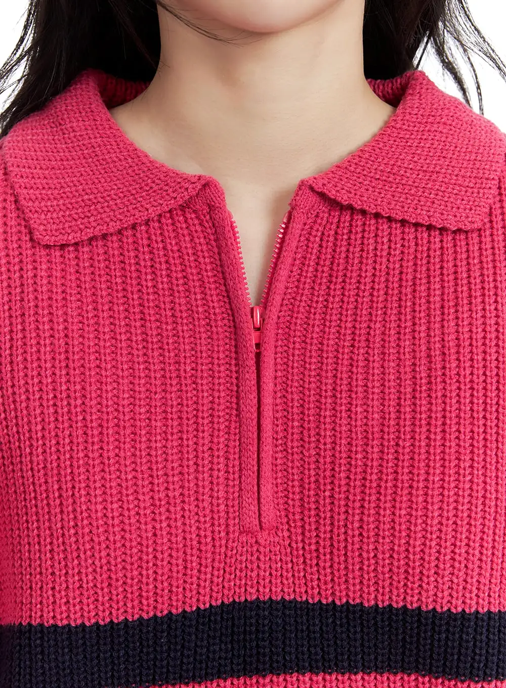 Contrasting Collar Knit Sweater OM408