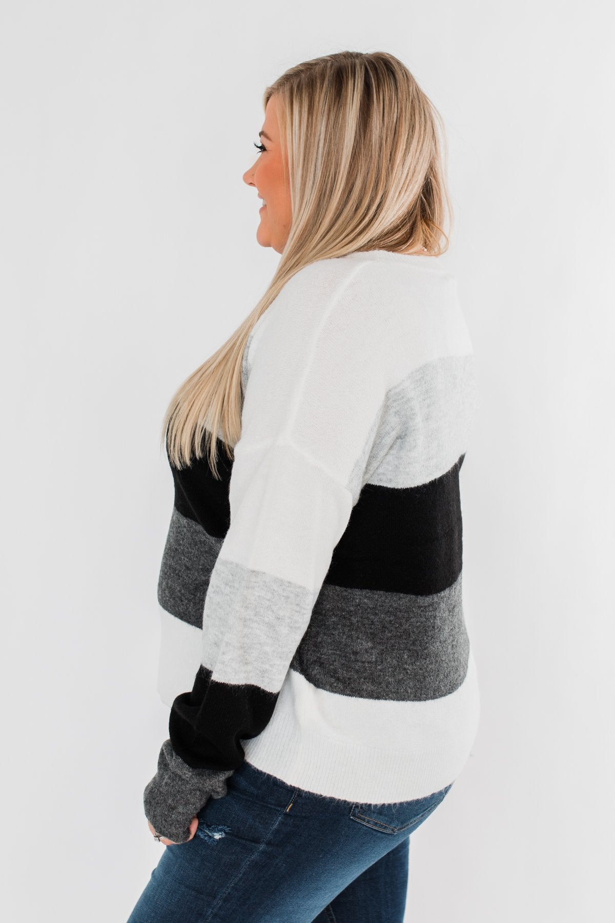 Mountain Getaway Color Block Sweater- Onyx Tones