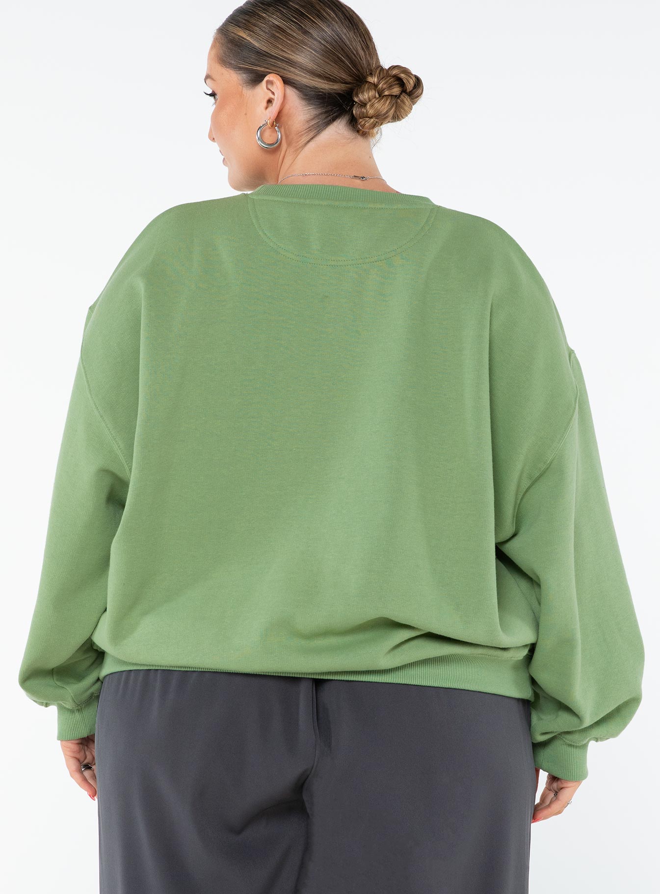 Princess Polly Crew Neck Sweatshirt Collegiate Text Green Curve