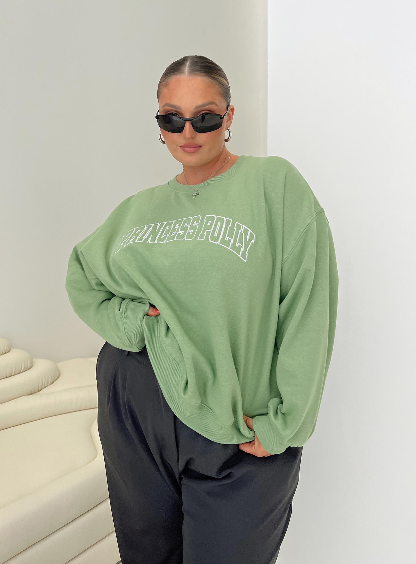 Princess Polly Crew Neck Sweatshirt Collegiate Text Green Curve