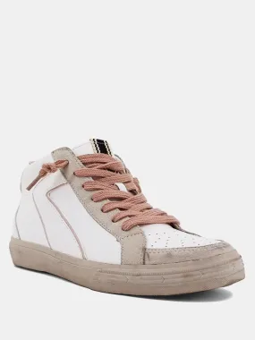 Sandy Sneaker