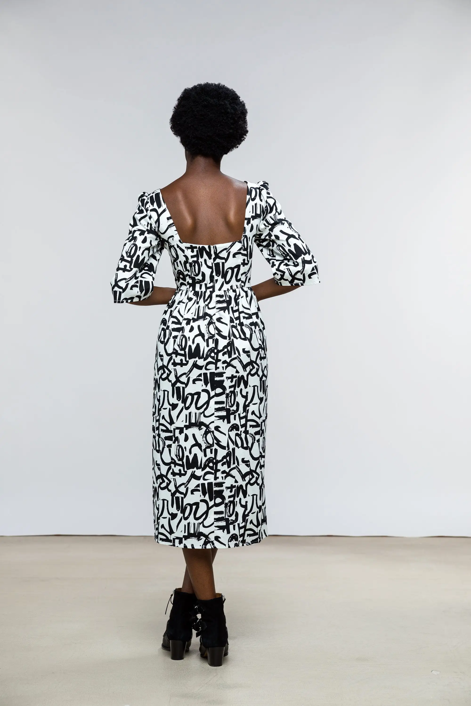 Suzan Dress / Milk + Black Brushstroke Cotton