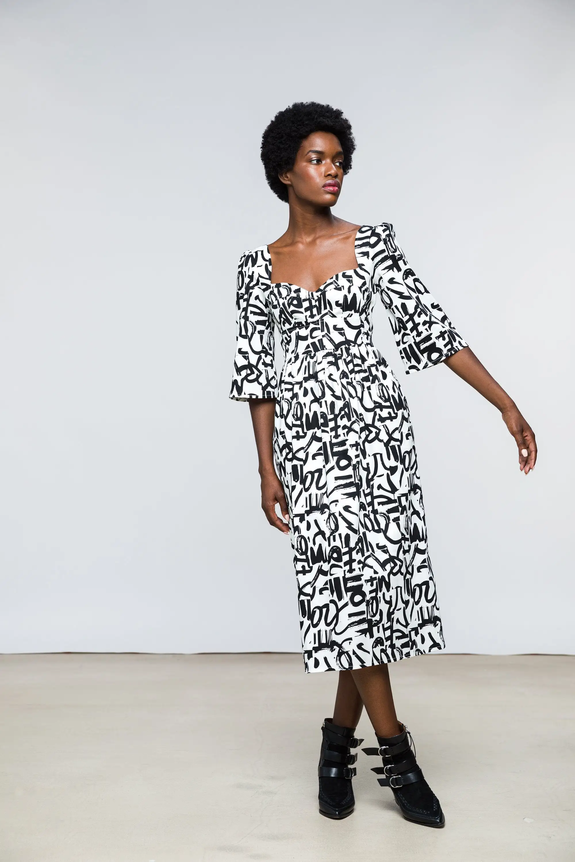 Suzan Dress / Milk + Black Brushstroke Cotton