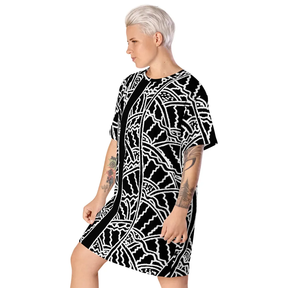 T-shirt dress – Driftwood Story