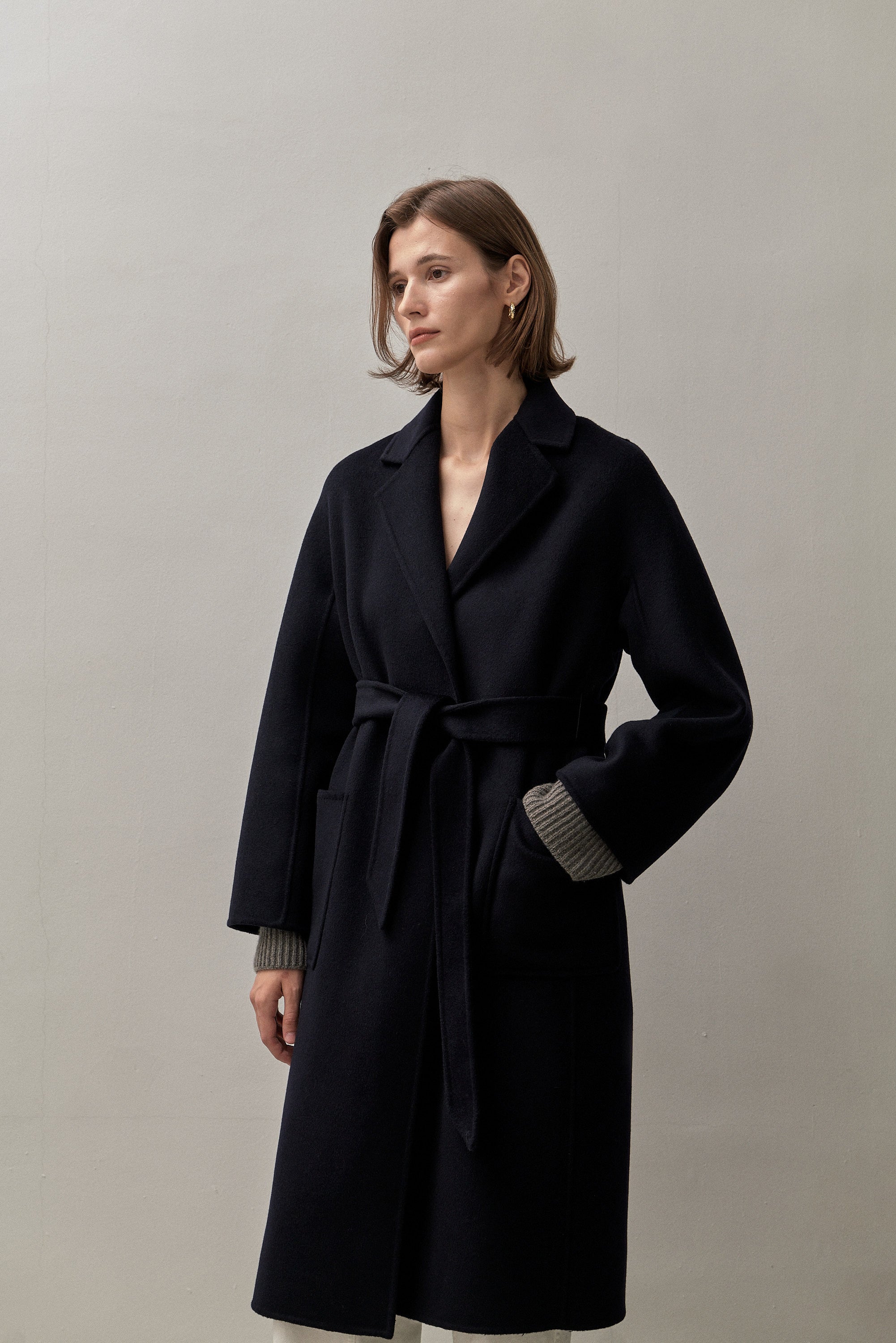 THE CLASSIC COAT - NAVY