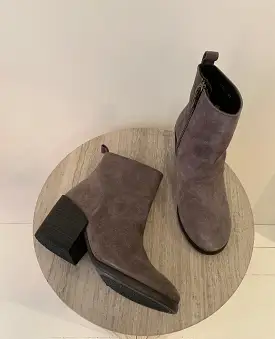 Warehouse Sale - P.Monjo Boots Smoke Suede